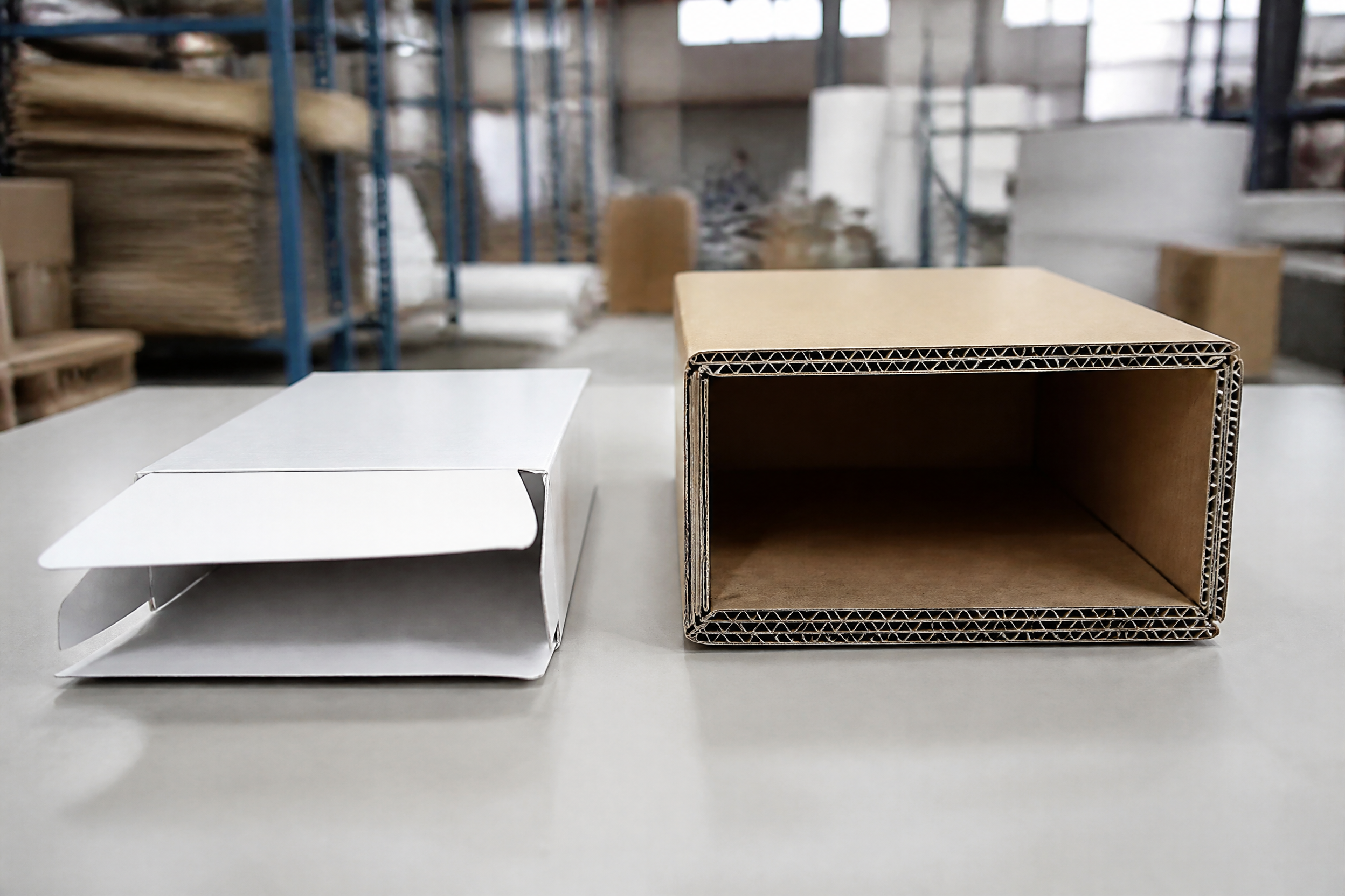Folding Cartons vs Corrugated Boxes: Key Differences for Buyers for overseas packaging buyers